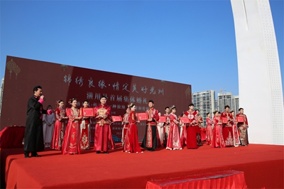 九游会J9官方网站让“爱”轻装上阵 潢川县多措并举促进婚俗变革(图4)
